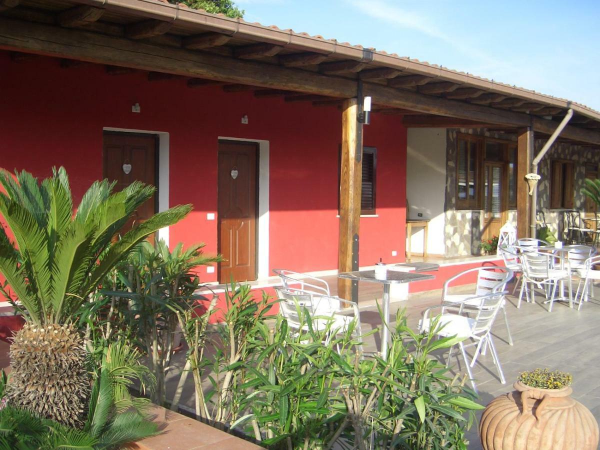 Hotel L'Oasi Di Ambra à Ardea Extérieur photo