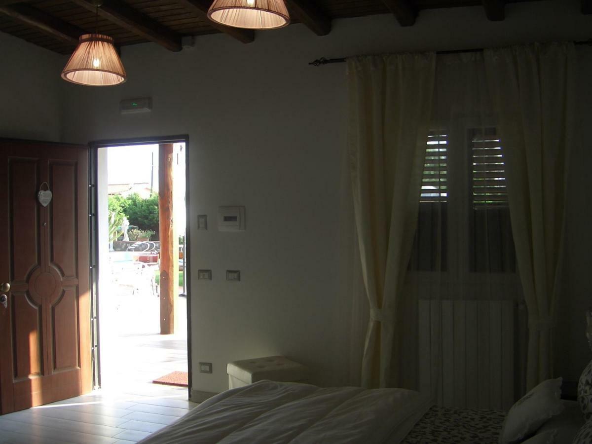 Hotel L'Oasi Di Ambra à Ardea Extérieur photo
