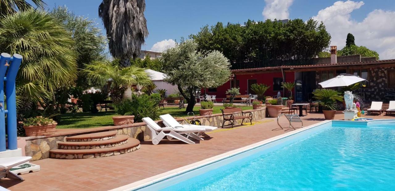 Hotel L'Oasi Di Ambra à Ardea Extérieur photo