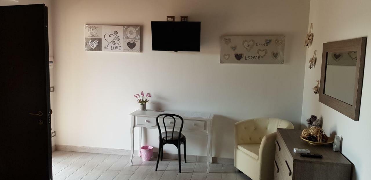 Hotel L'Oasi Di Ambra à Ardea Extérieur photo